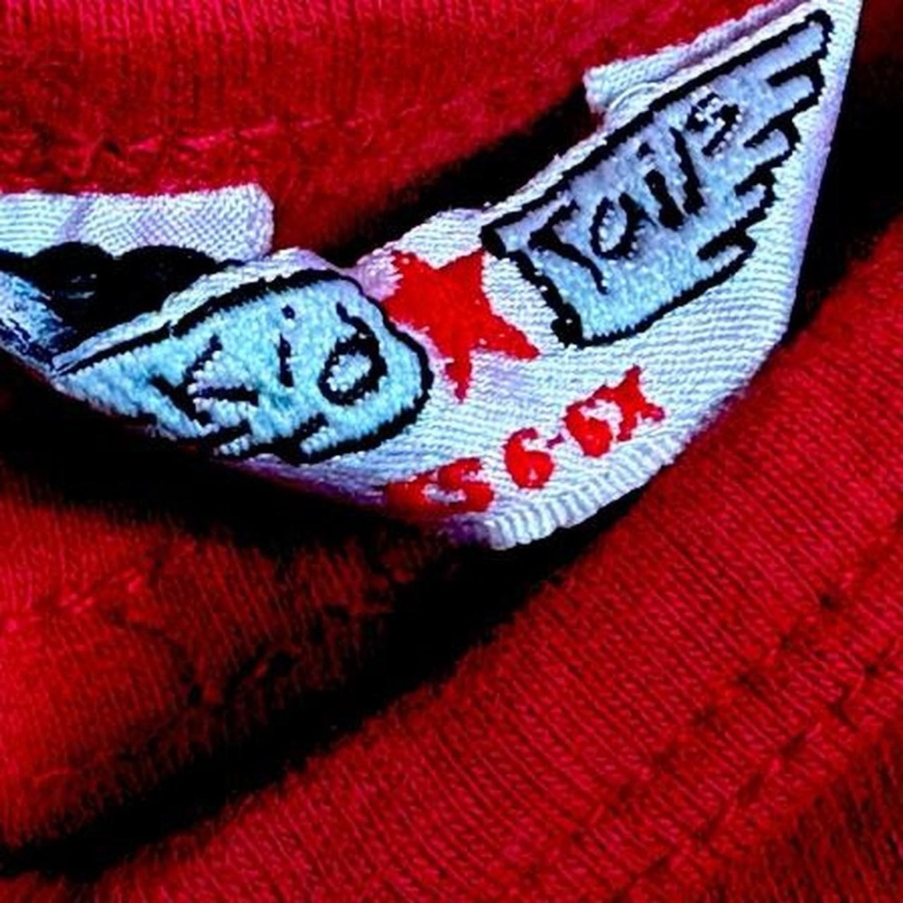 Y2K Vintage Kid Tails by Hard Tail Planet Graphic Logo Tee Shirt - Picture 3 of 3